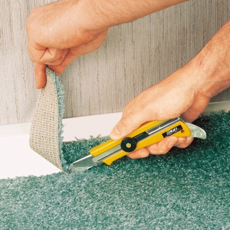 Nóż segmentowy z ostrzem do wykładzin 18mm OLFA OL