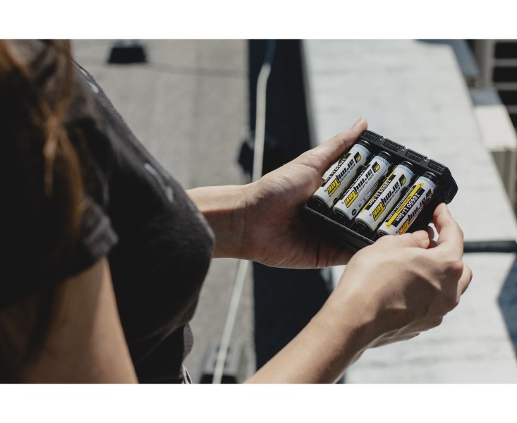 Ładowarka do akumulatorów ARMYTEK Handy C4 Pro 4ch