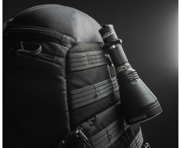Latarka ARMYTEK Barracuda Pro światło Ciepłe -...