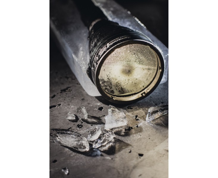 Latarka ARMYTEK Barracuda Pro światło Ciepłe -...