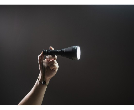 Latarka ARMYTEK Barracuda Pro światło Ciepłe - 1390lm