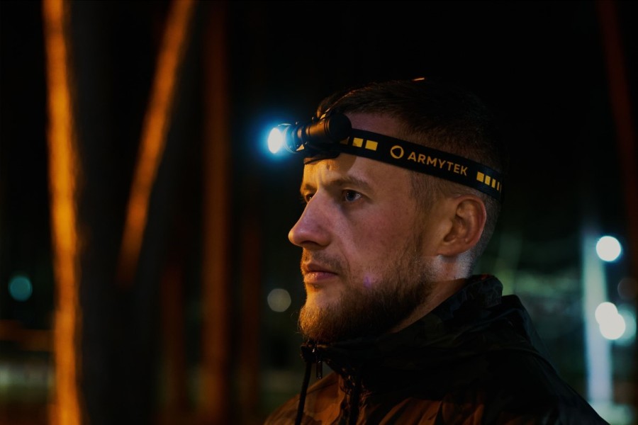 Latarka ARMYTEK Elf C1 światło Białe - 1000lm