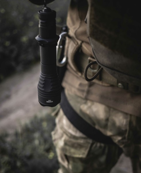 Latarka taktyczna ARMYTEK Viking Pro światło...