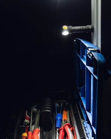 Latarka ARMYTEK Wizard C2 światło Białe - 1200lm