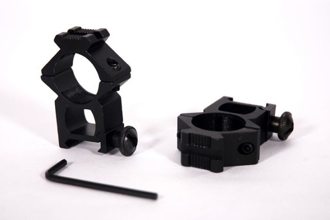 Uchwyt latarki na broń na szynę ARMYTEK AWM-05