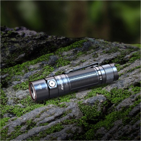 Latarka diodowa FENIX E35R Czarna - 3100lm