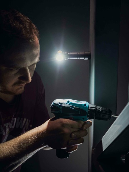 Latarka ARMYTEK Wizard C2 Pro Max światło Białe...