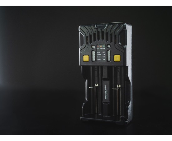 Ładowarka do akumulatorów ARMYTEK Uni C2 Plug Type C