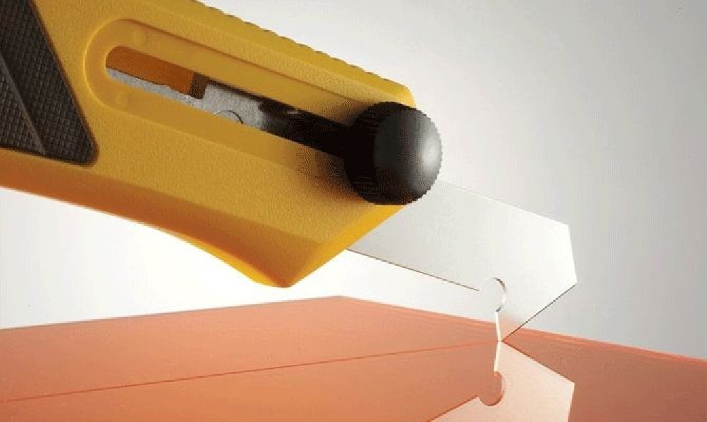 Nóż do plexi płyt twardych tworzyw OLFA PC-L