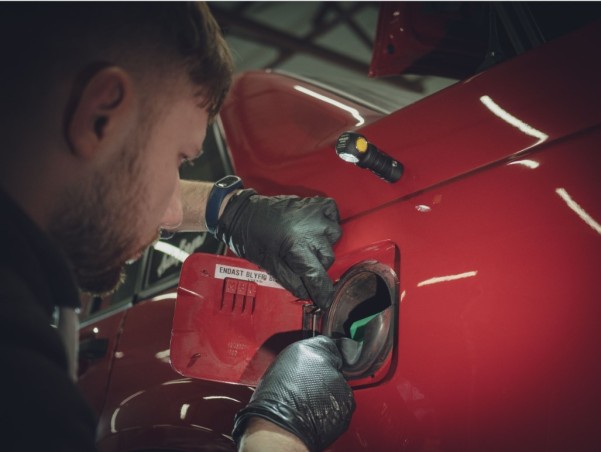 Latarka ARMYTEK Wizard C1 Pro światło Białe - 1000lm