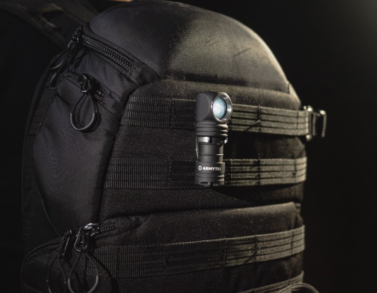 Latarka ARMYTEK Wizard C1 Pro światło Białe -...