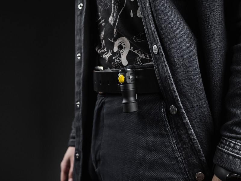 Latarka ARMYTEK Prime C1 Pro światło Białe -...