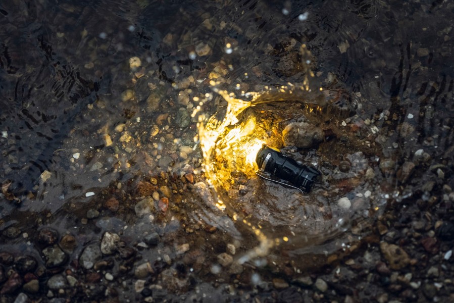 Latarka ARMYTEK Prime C1 Pro światło Ciepłe -...