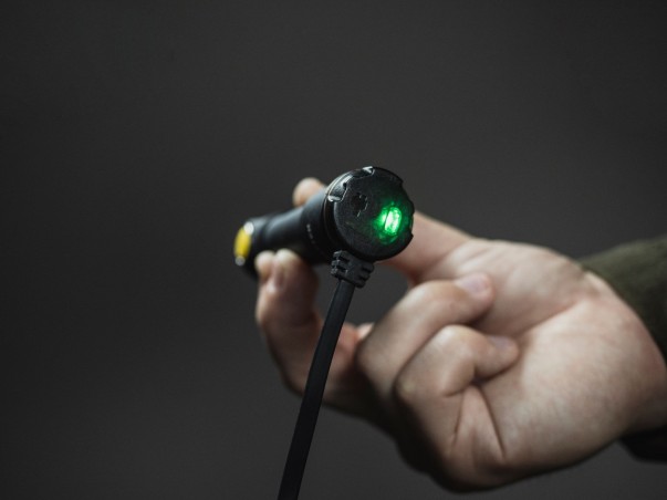 Latarka ARMYTEK Prime C2 Magnet USB światło Białe - 1000lm