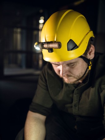 Latarka ARMYTEK Wizard C2 Pro Max Sand White - 4000lm