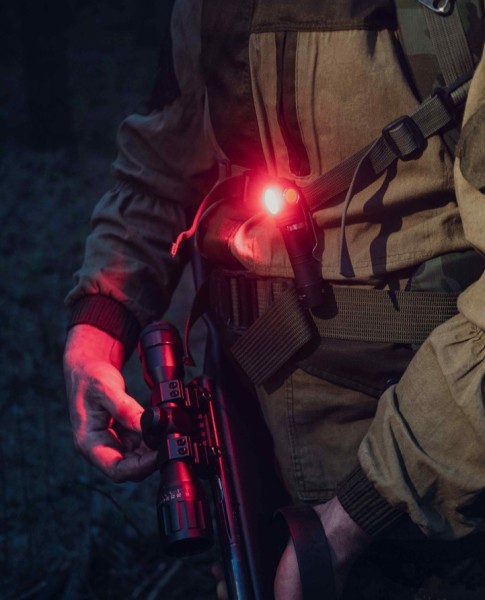 Latarka ARMYTEK Wizard C2 WR Magnet 1100lm