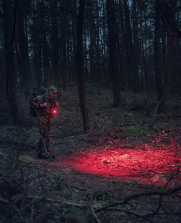 Latarka ARMYTEK Wizard C2 WR Magnet 1100lm