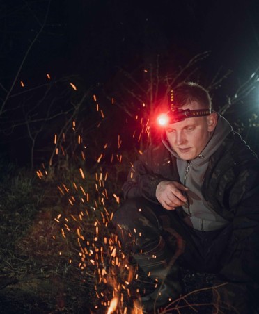 Latarka ARMYTEK Wizard C2 WR Magnet 1100lm