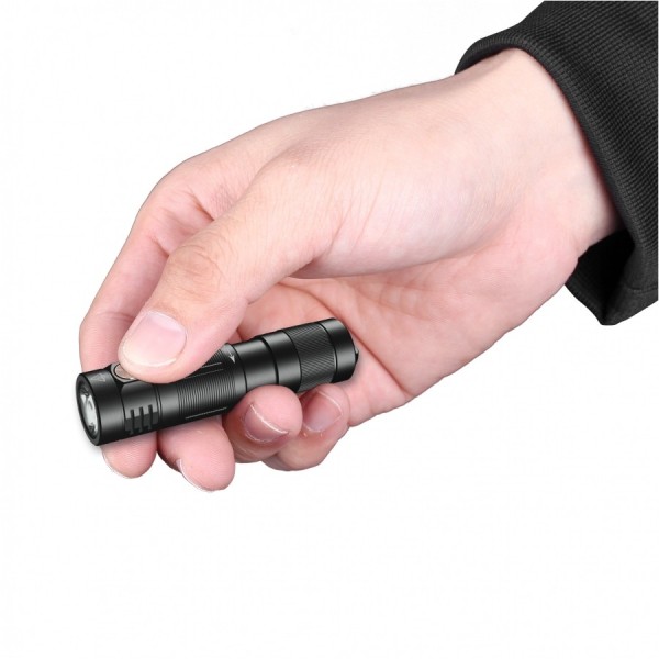 Latarka diodowa FENIX E09R - 600lm