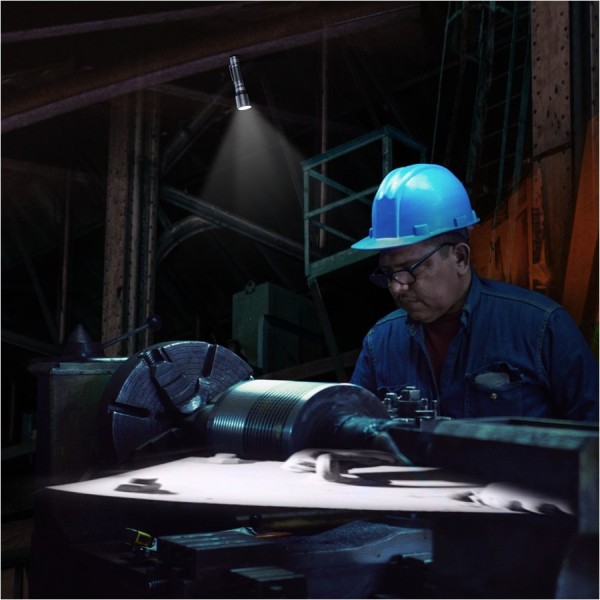 Latarka diodowa FENIX C7 - 3000lm