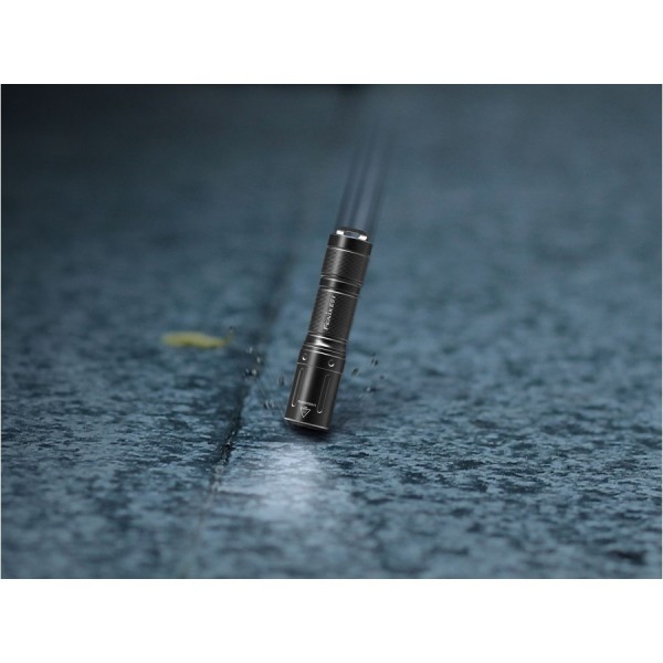 Latarka diodowa FENIX E01 V2.0 Czarna - 100lm