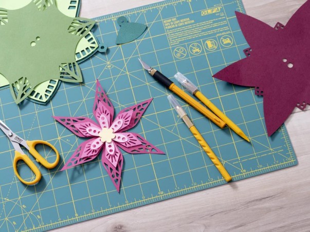 Skalpel precyzyjny nóż + 30 ostrzy i igła OLFA AK-5