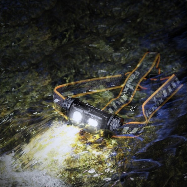 Latarka diodowa czołowa FENIX HM60R Czarna -...